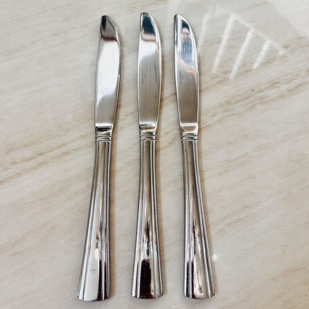 INTERNATIONAL Silver INS330 Stainless 18/10 Flatware Modern Solid Dinner Knife 3